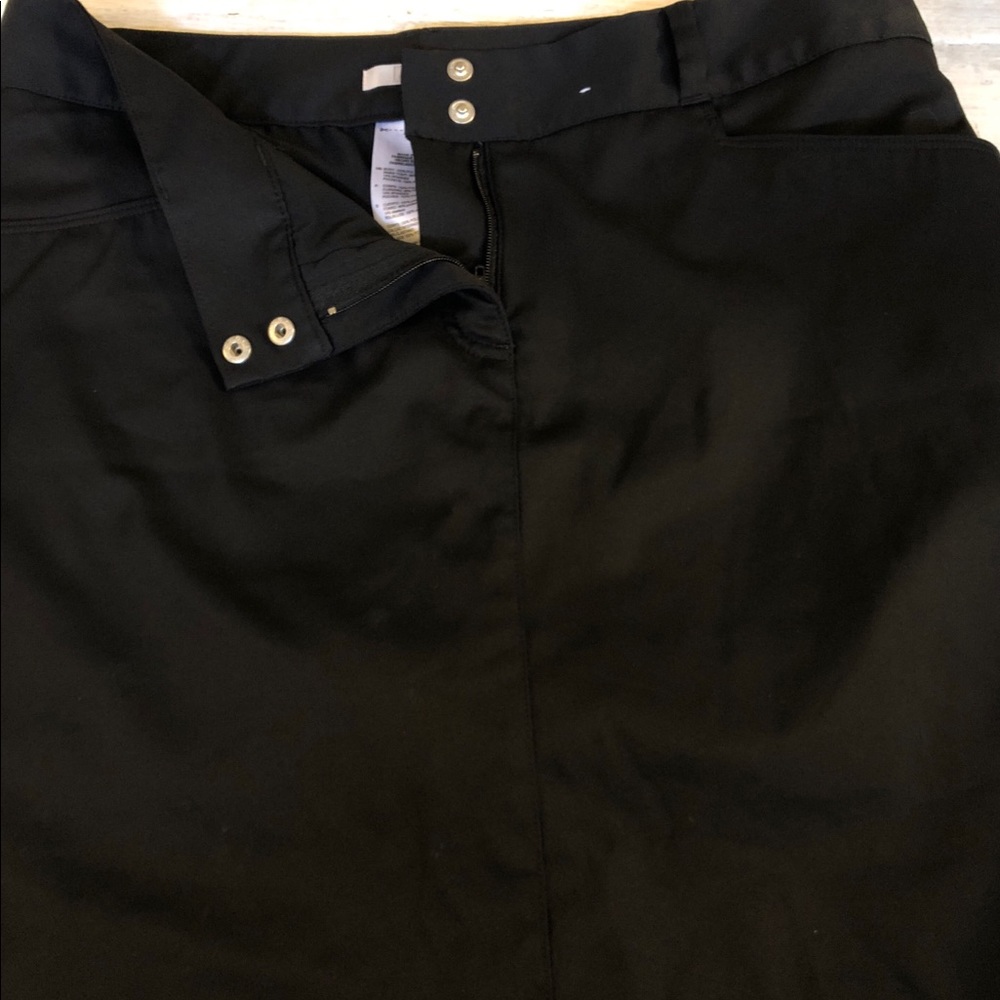 Adidas ladies black golf skort size 6